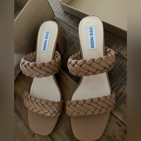 NEW Steve Madden Infused Heel Sandal, 9.5 - Picture 3 of 6